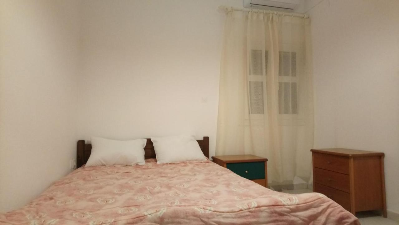 Vacation House In Stroggili Agios Ioannis Peristerion Exteriör bild