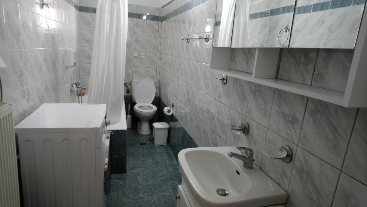 Vacation House In Stroggili Agios Ioannis Peristerion Exteriör bild